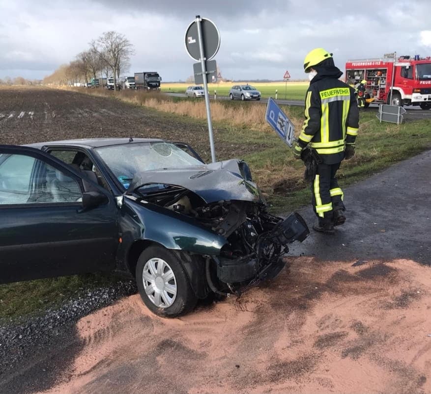 Verkehrsunfall In D versbruch Feuerwehren Der Samtgemeinde Rehden