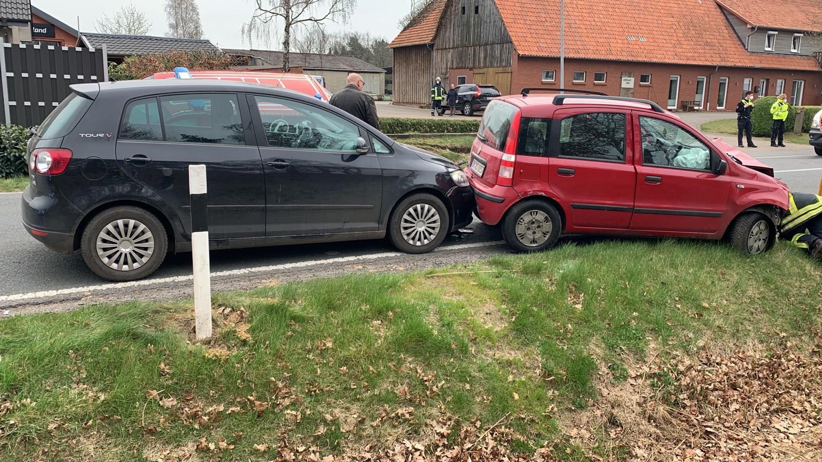 Verkehrsunfall In Barver Feuerwehren Der Samtgemeinde Rehden