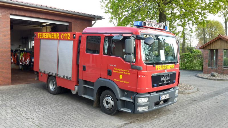 Tragkraftspritzenfahrzeug Mit Wasser Feuerwehren Der Samtgemeinde Rehden